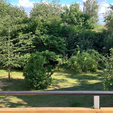 Ruhe- Und Rueckzugsort Im Naturnahen Garten