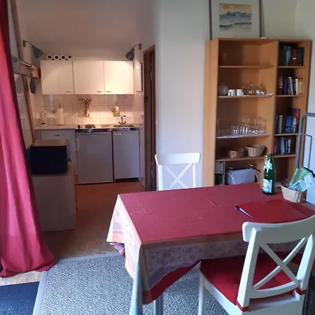 Apartment Ruhe- Und Rueckzugsort Im Naturnahen Garten