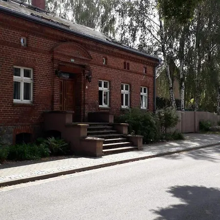 Ruhe- Und Rueckzugsort Im Naturnahen Garten Apartment *